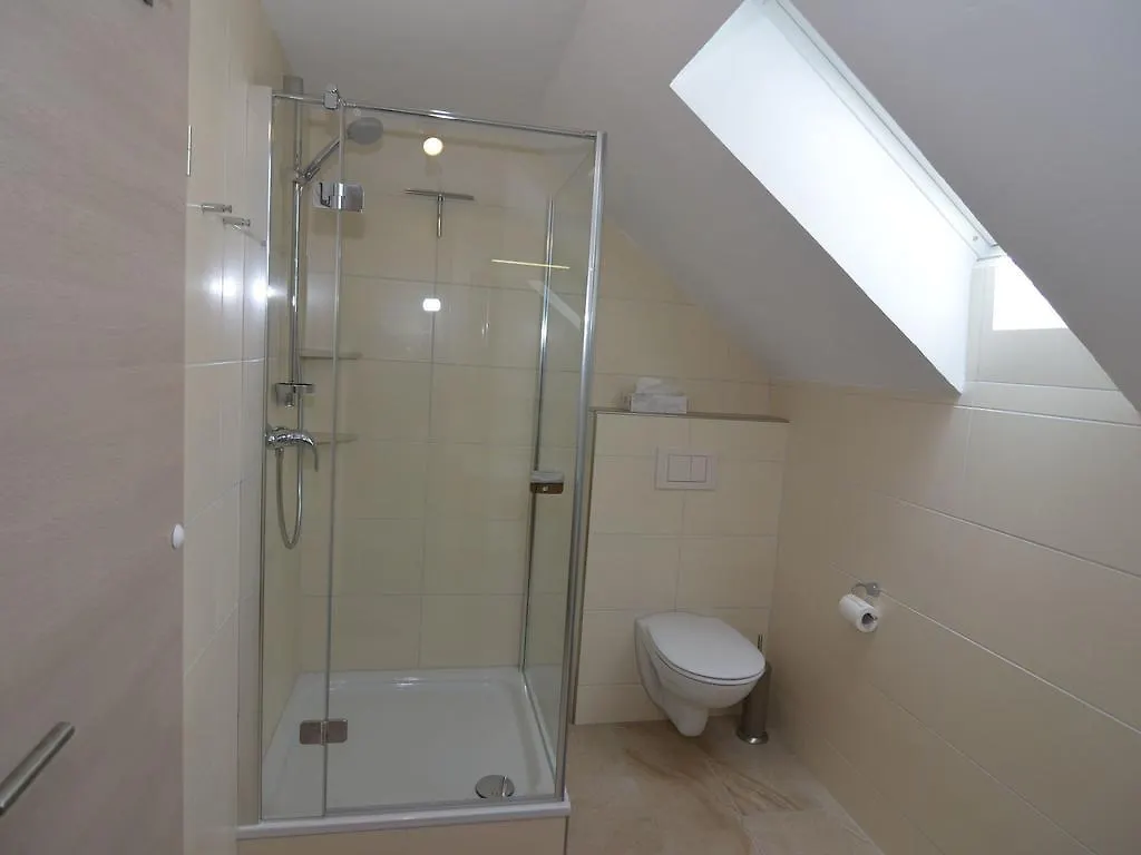 Apartment With Private Terrace In Prunn Riedenburg