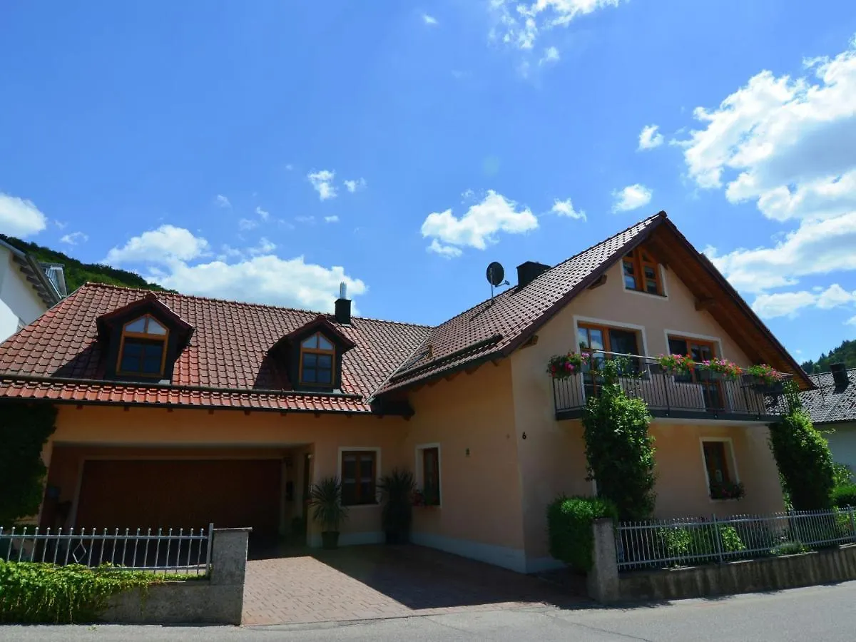 Apartment With Private Terrace In Prunn Riedenburg